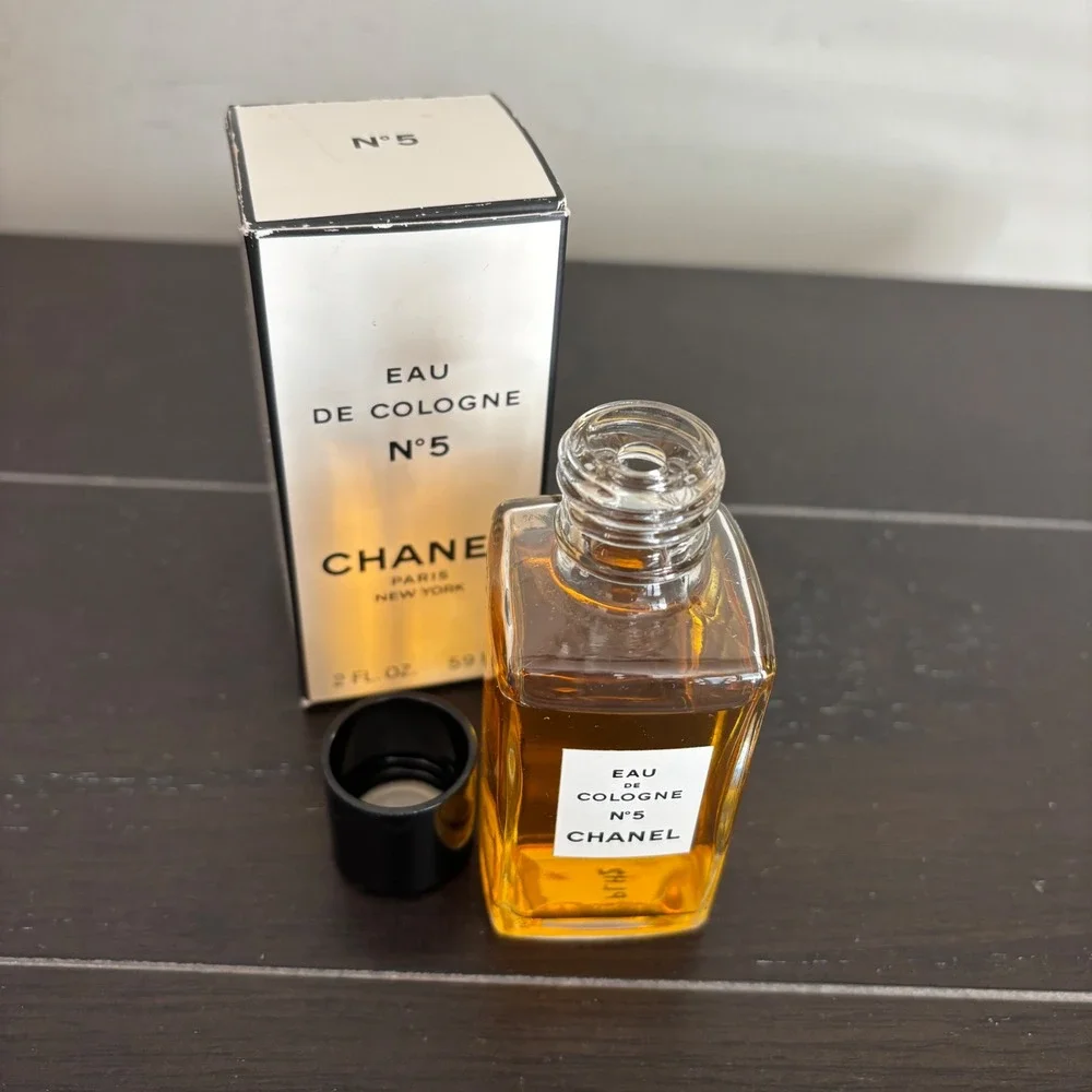 Vintage Chanel No 5 | Eau de Cologne | 2 Fl Oz |‎ Splash W Box | Paris New York